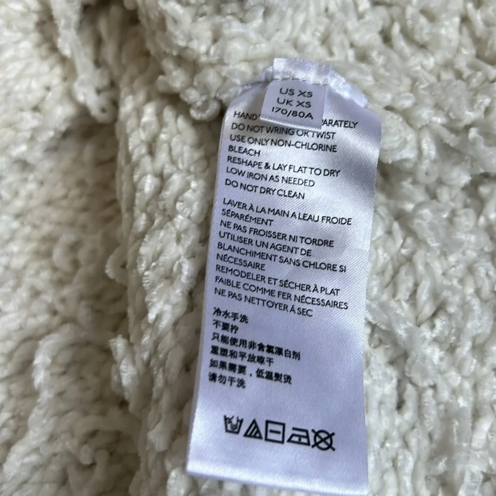 Urban Outfitters White Crop Mock Neck Shaggy Soft Sweater, SZ: XS - Picture 6 of 7